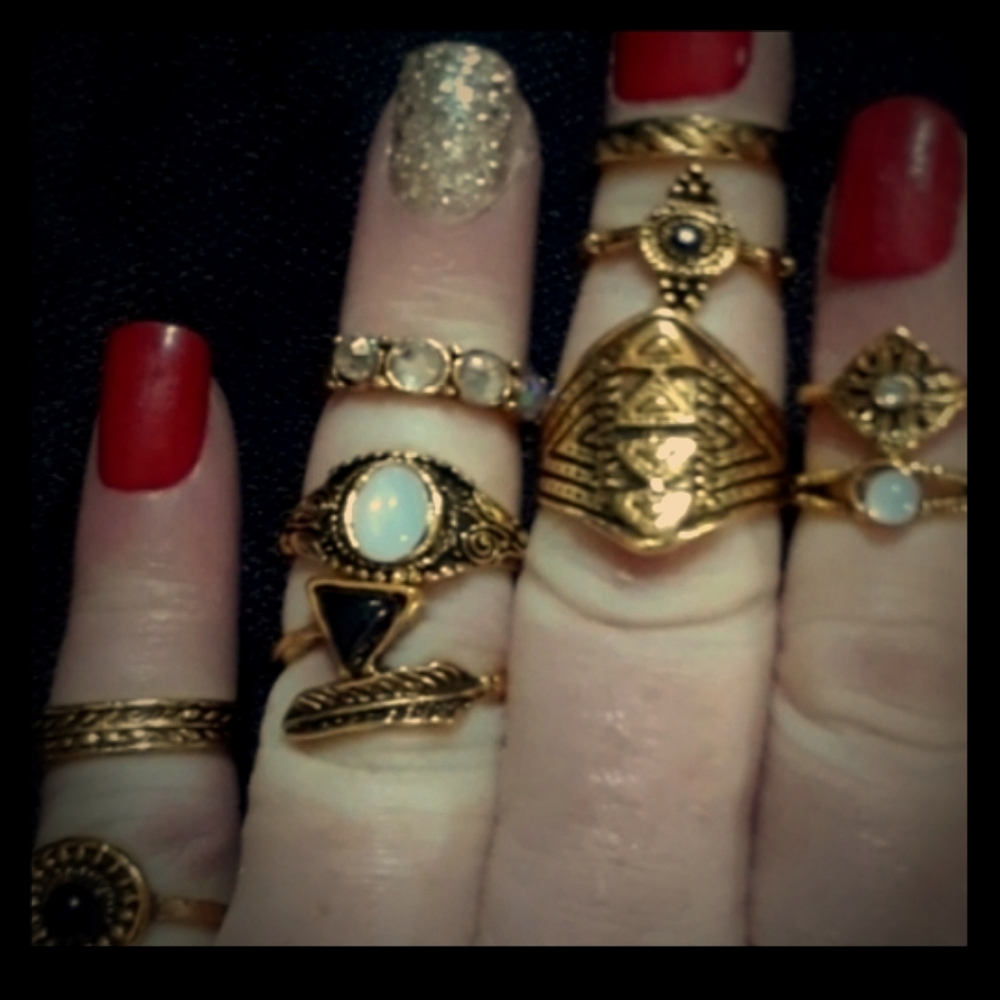 10 boutique rings